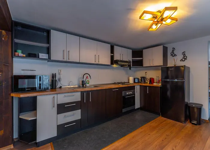 Kaya Charming 2-Bedroom Apartment