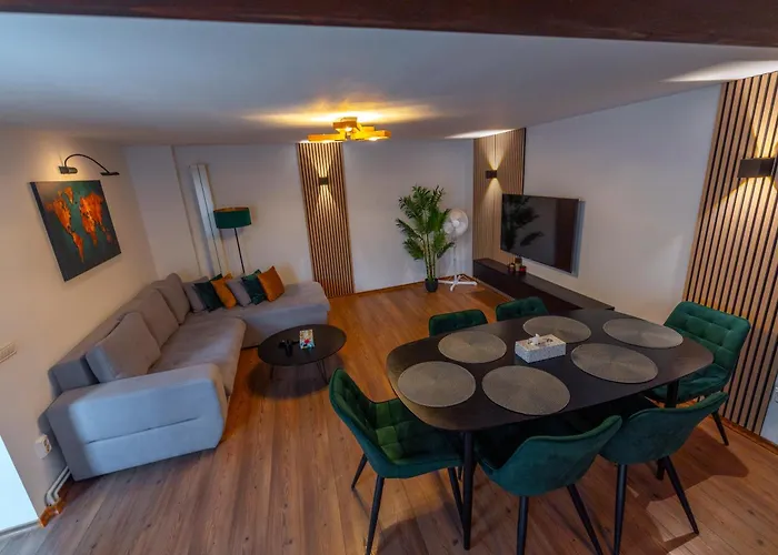 Kaya Charming 2-Bedroom Apartment
