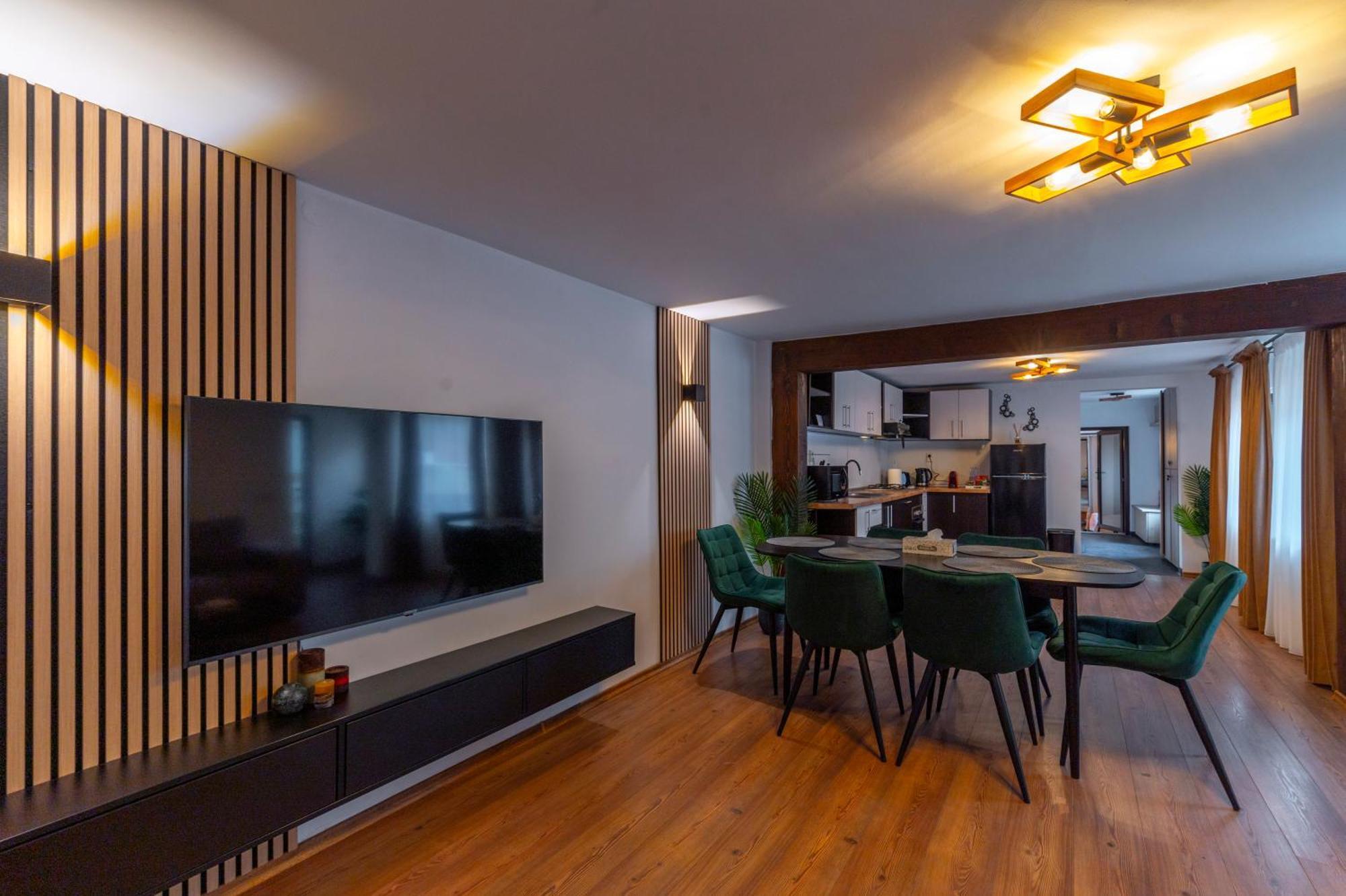 Kaya Charming 2-bedroom Apartamento Braşov